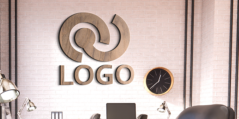 Insegna con logo in legno
